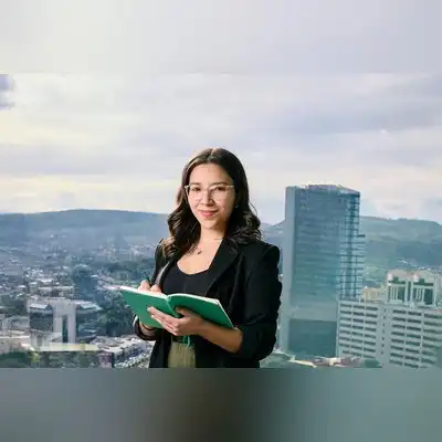 石峰羽